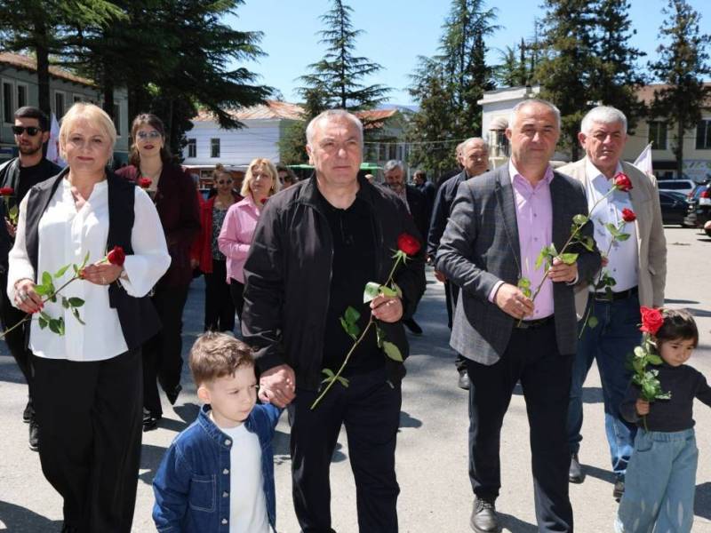 ფაშიზმზე გამარჯვების 81-ე წლისთავთან დაკავშირებით ადგილობრივი და სამხარეო ხელისუფლების...
